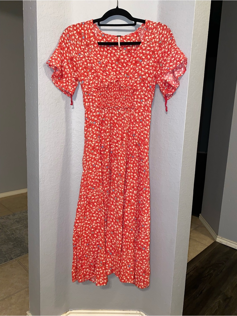 Free People Coral Floral Midi Dress - Picture 2 of 13